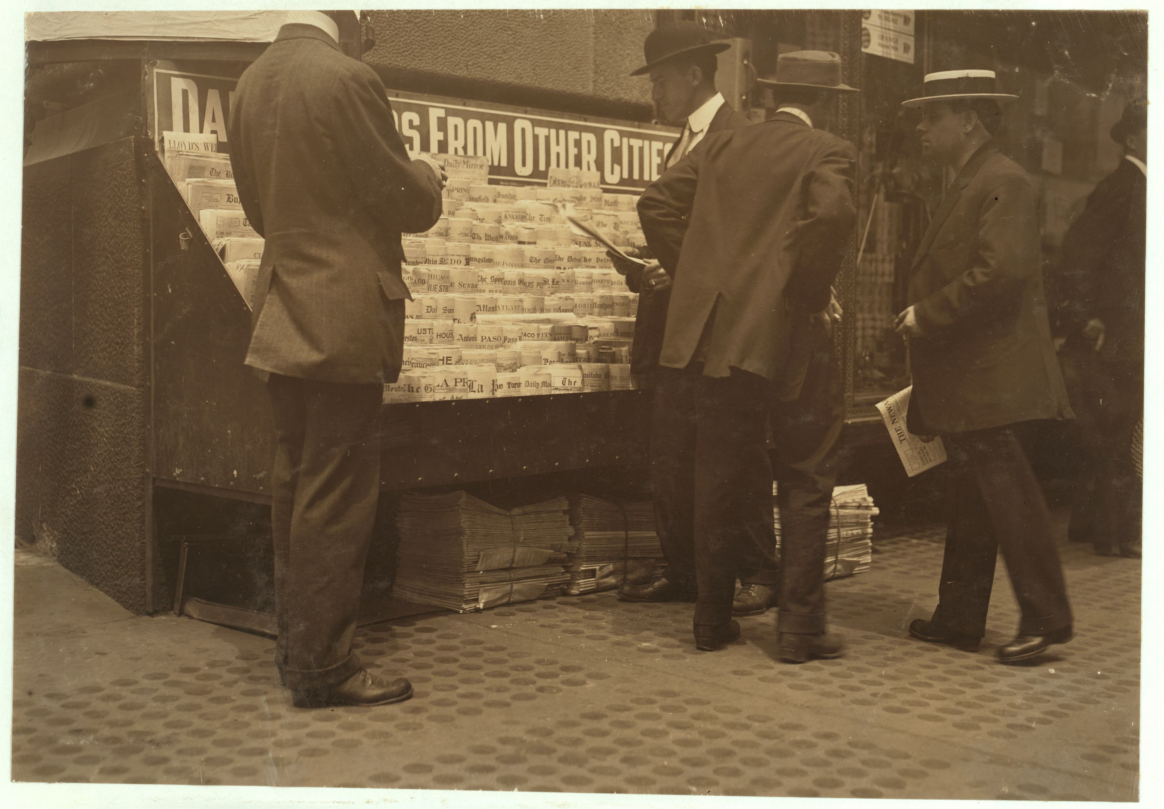 Newsstand) LOC nclc.03866