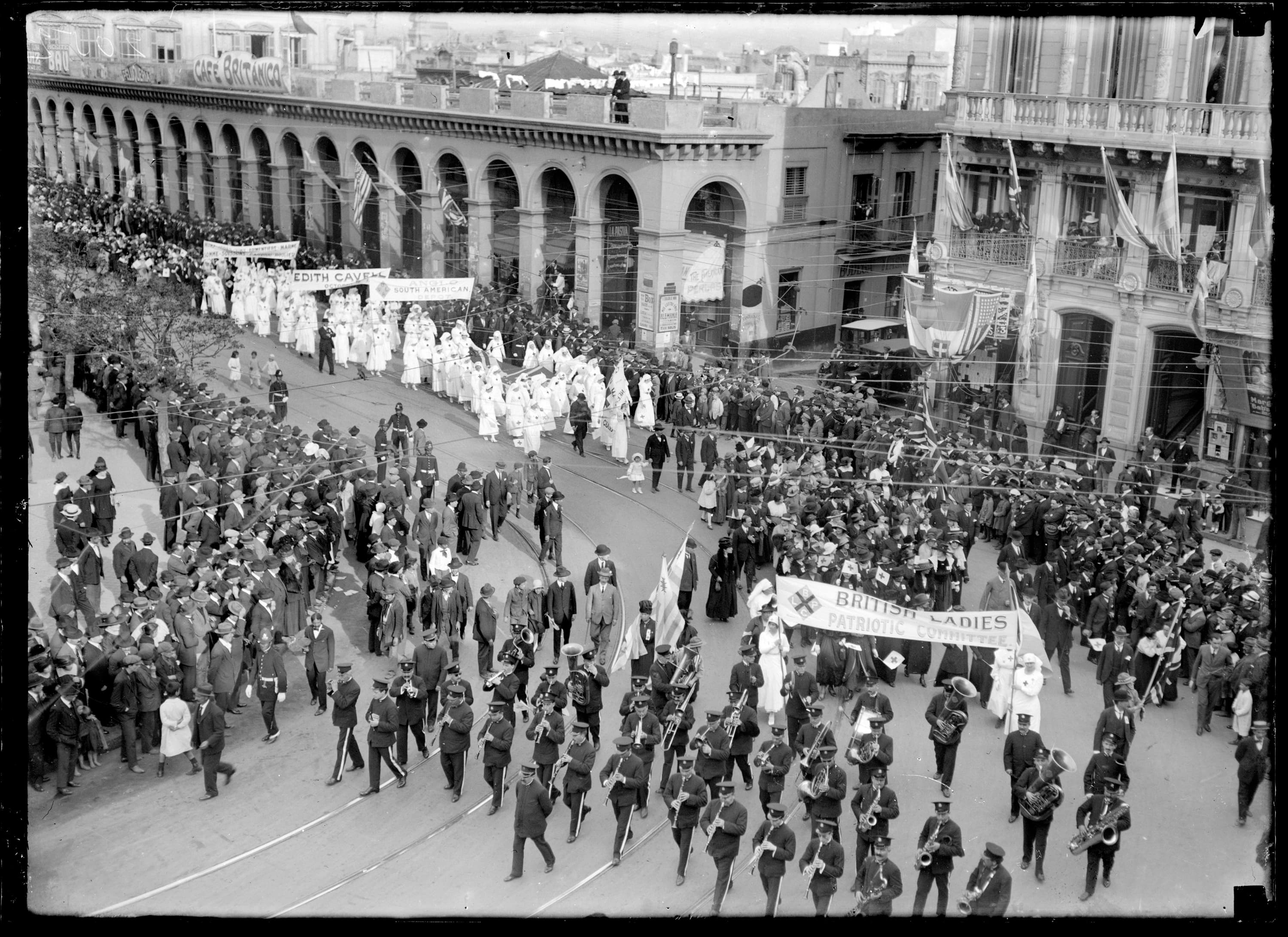Parades, uruguay, pages