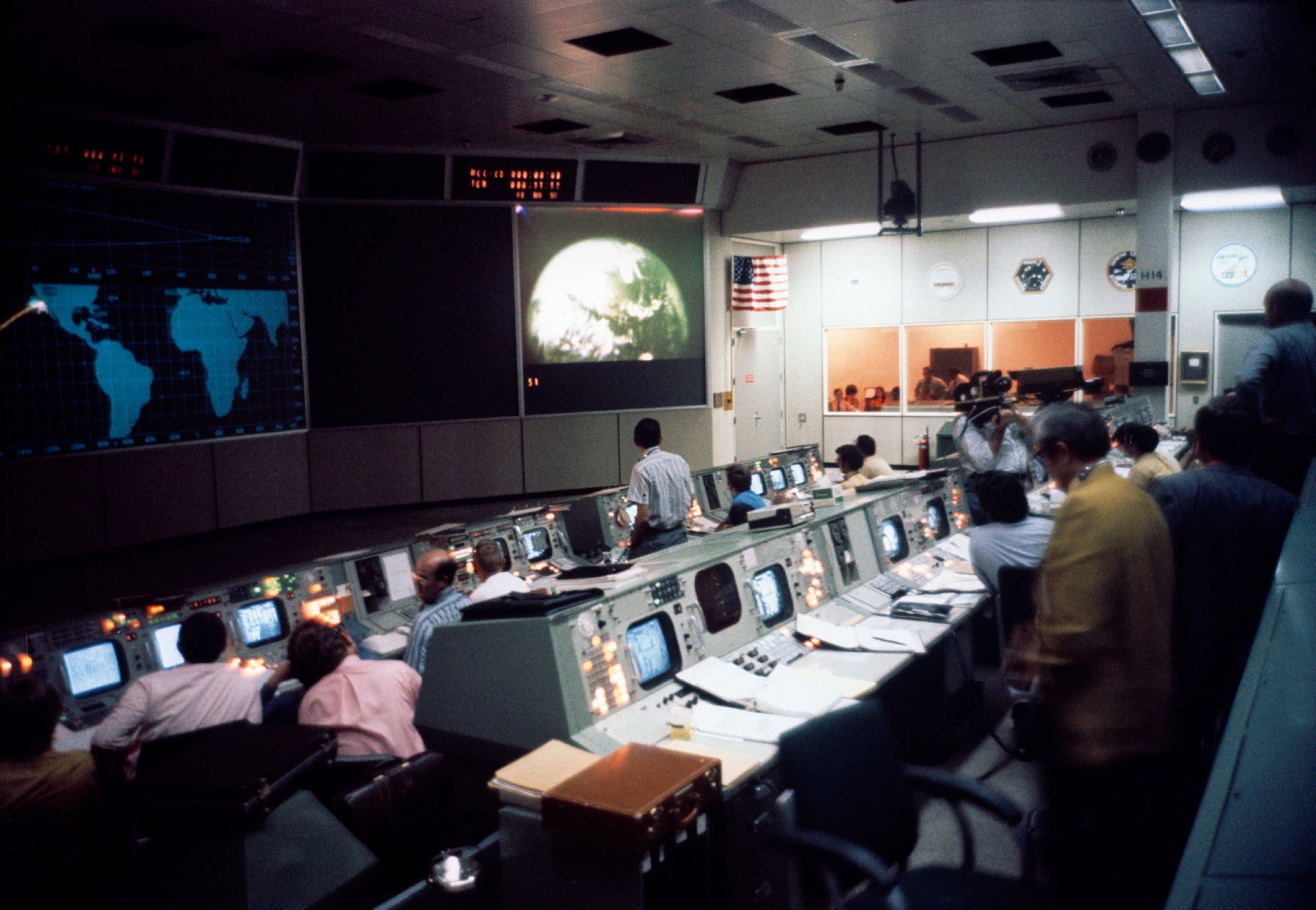 Apollo 16, Mission Control - Flickr - NASA on The Commons