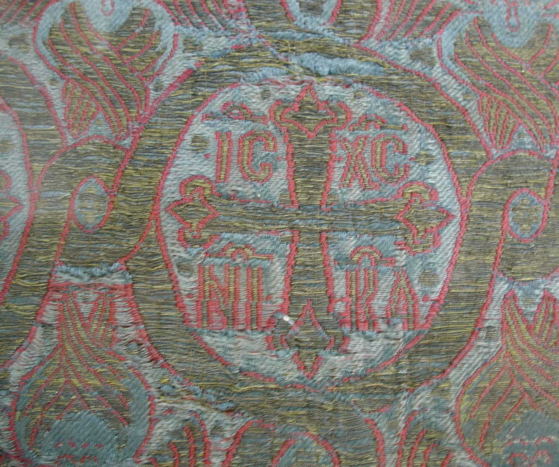 Silk Textile with Seraphim and Crosses MET wb-17.22.2b