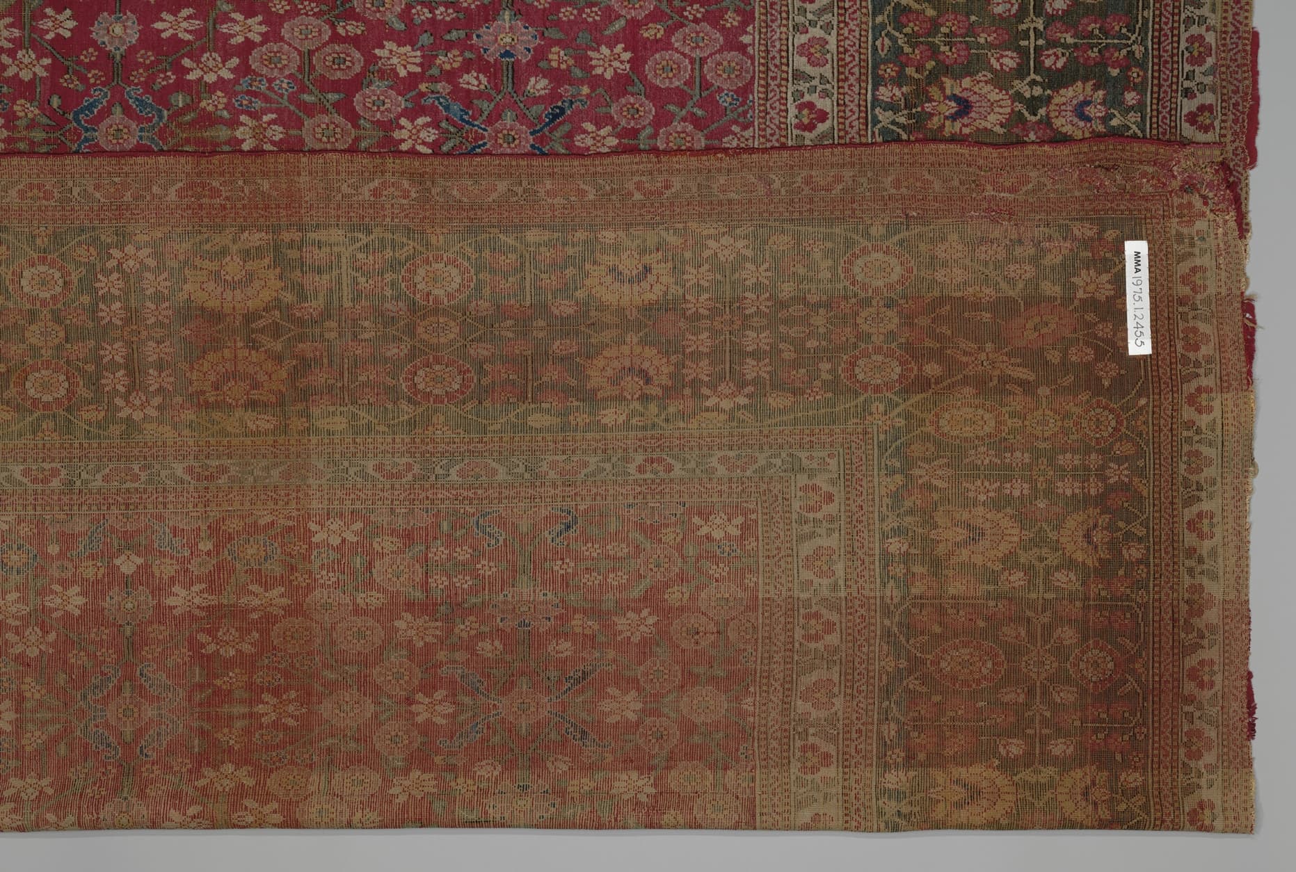 Carpet with a millefleur pattern MET DP265199