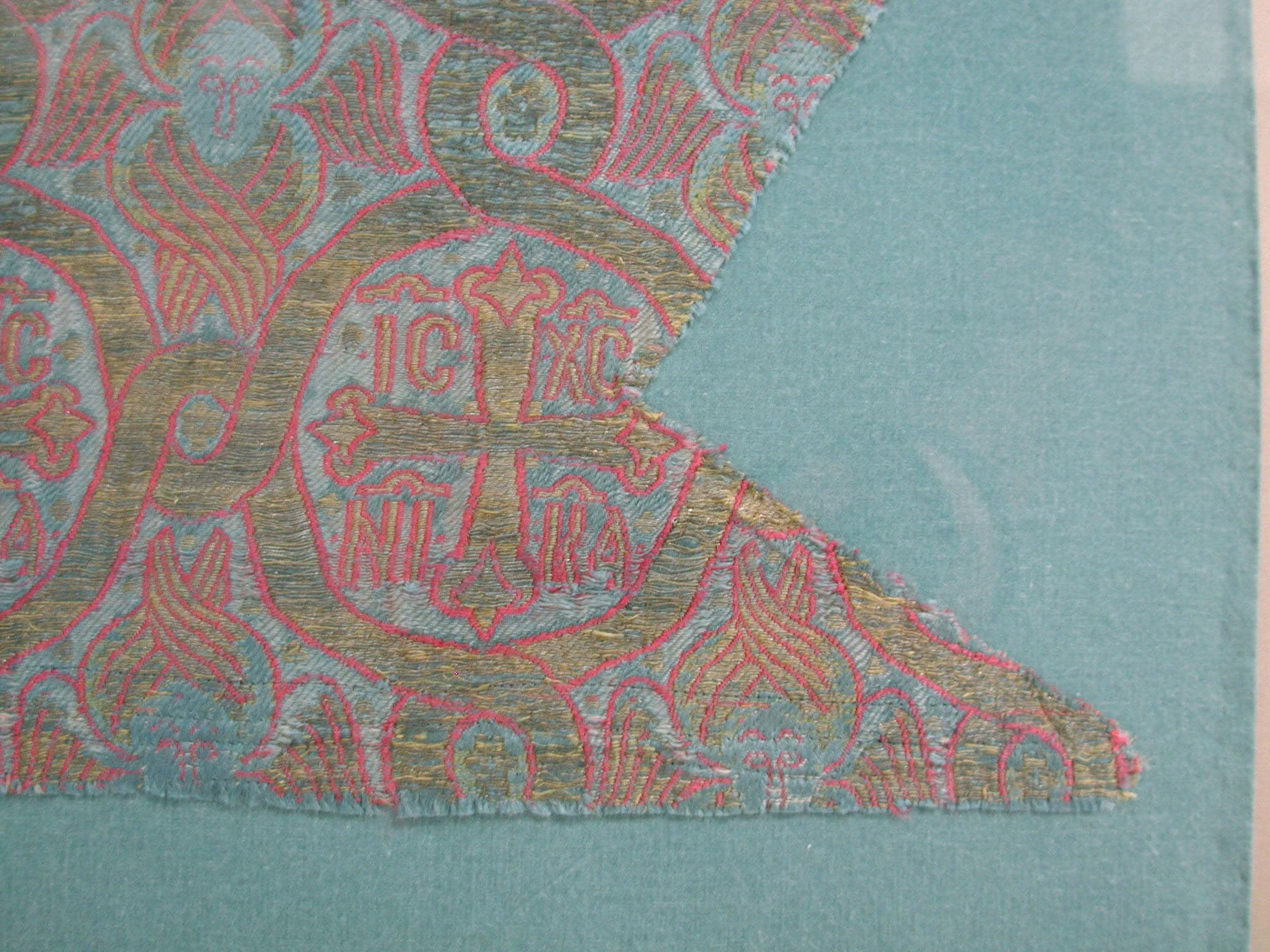 Silk Textile with Seraphim and Crosses MET wb-17.22.2i