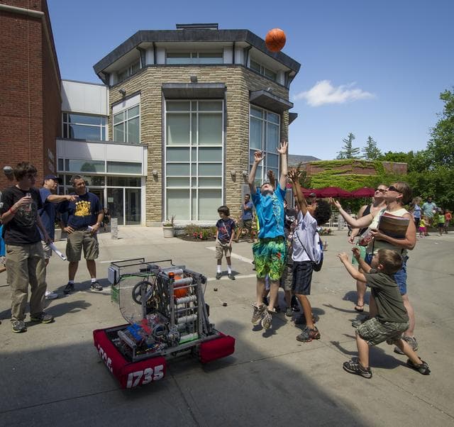 Sample Return Robot Centennial Challenge