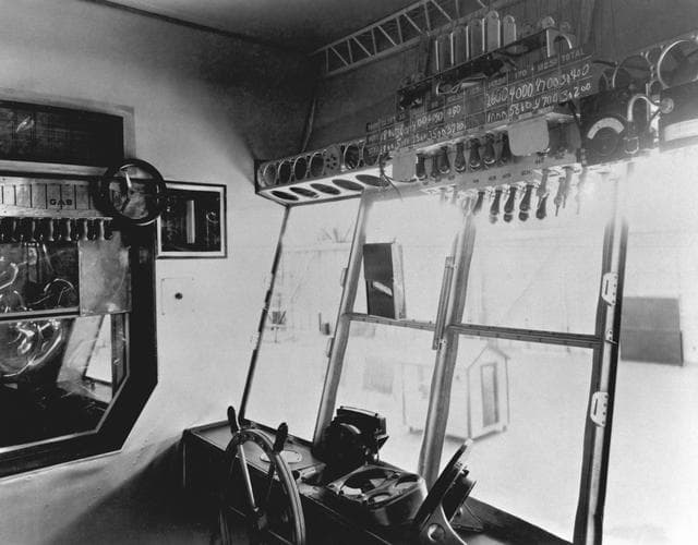 Uss, macon, port