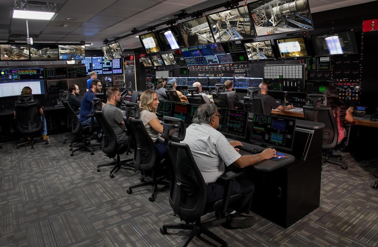 NASA GRC PSL, Propulsion System Lab, control room
