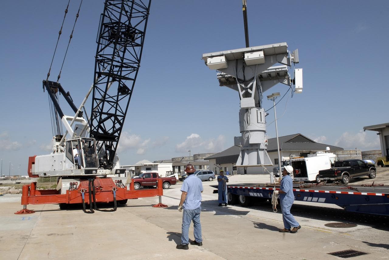Band, radar, antenna