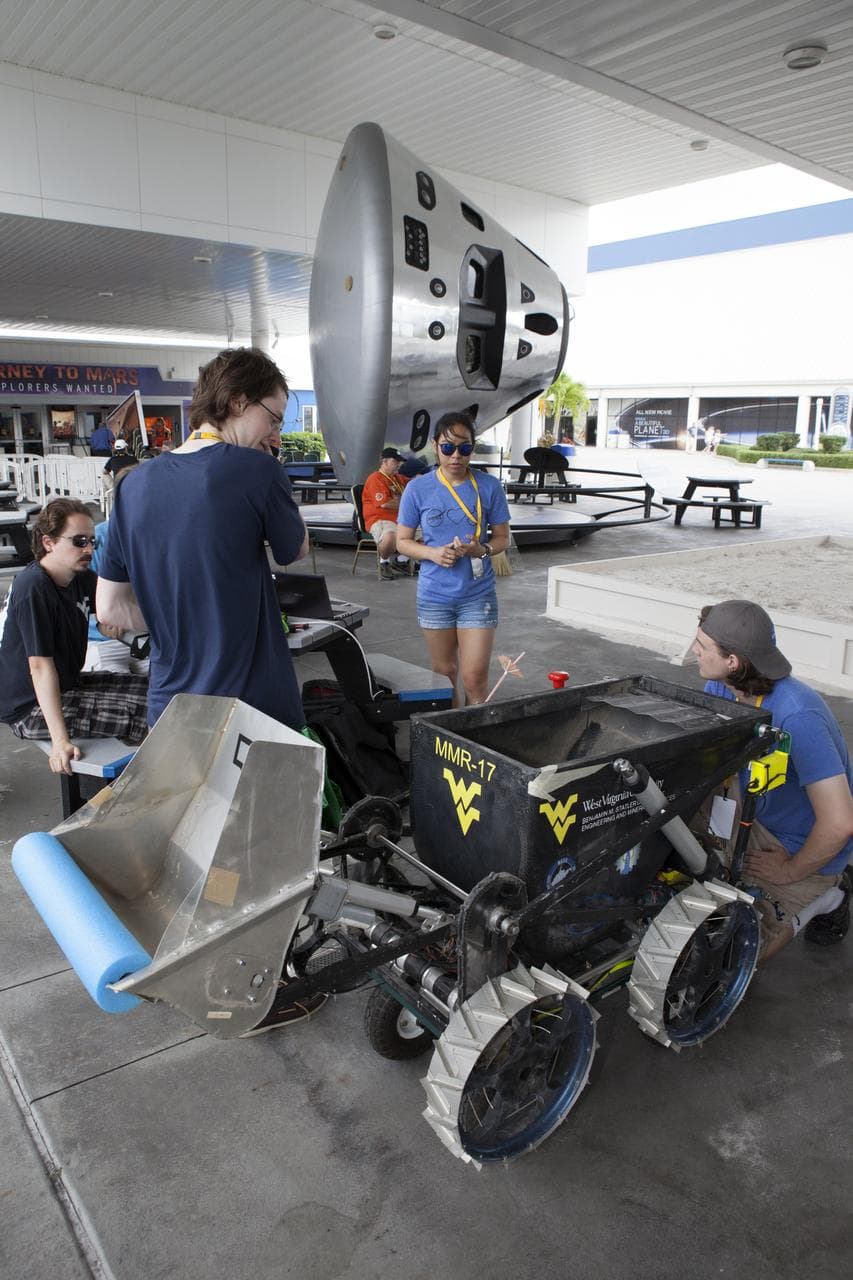 2017 Robotic Mining Competition