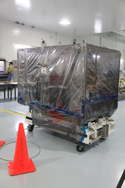 CRS-17 Payload STP-H6 move to SpaceX