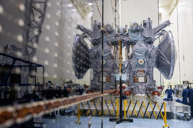 Europa Clipper Solar Array Alignment and Install