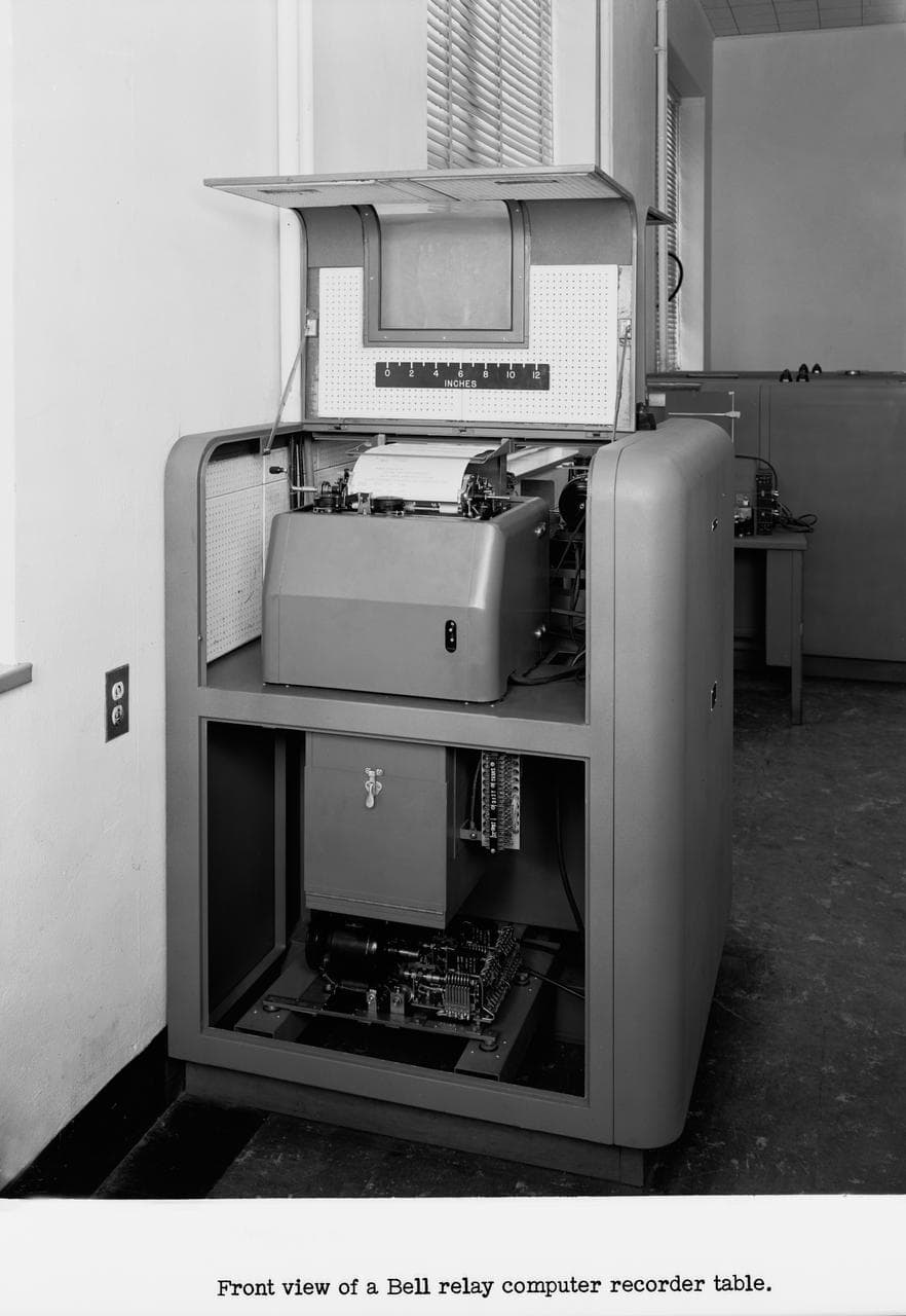 Bell Computer Apparatus