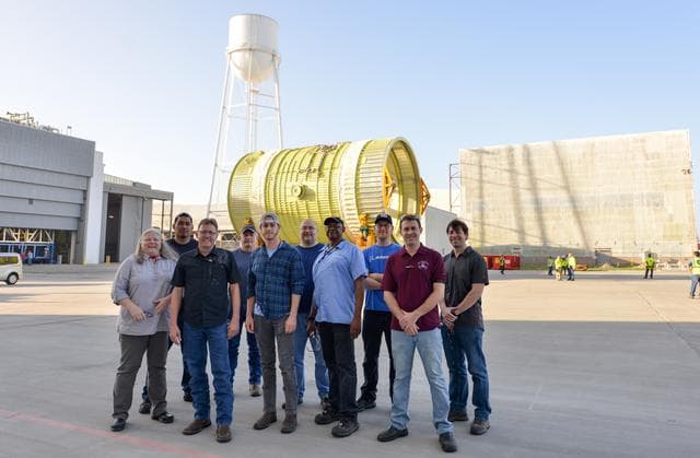 Boeing Techs that built the Intertank STA