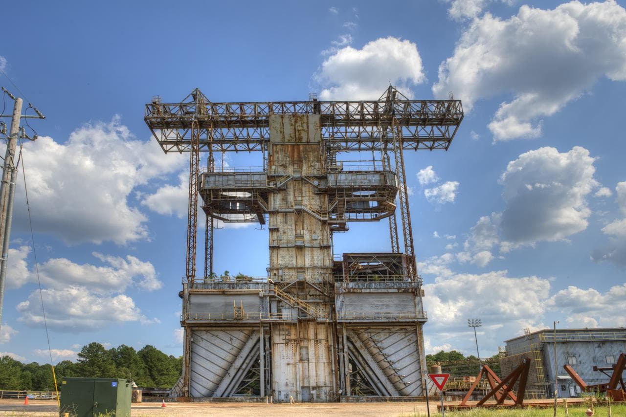 Propulsion and structural test facility