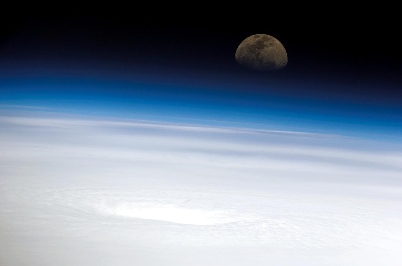 Earth Obsersation taken by the Expedition 11 crew