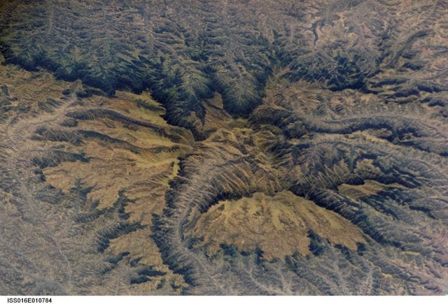 Earth Observations taken by the Expedition 16 Crew
