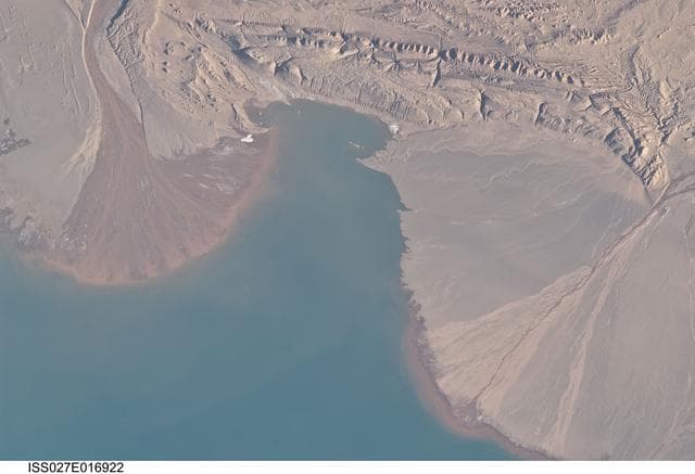 Earth Observations taken by the Expedition 27 Crew