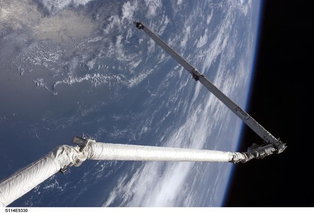 Orbiter Boom Sensor System extended
