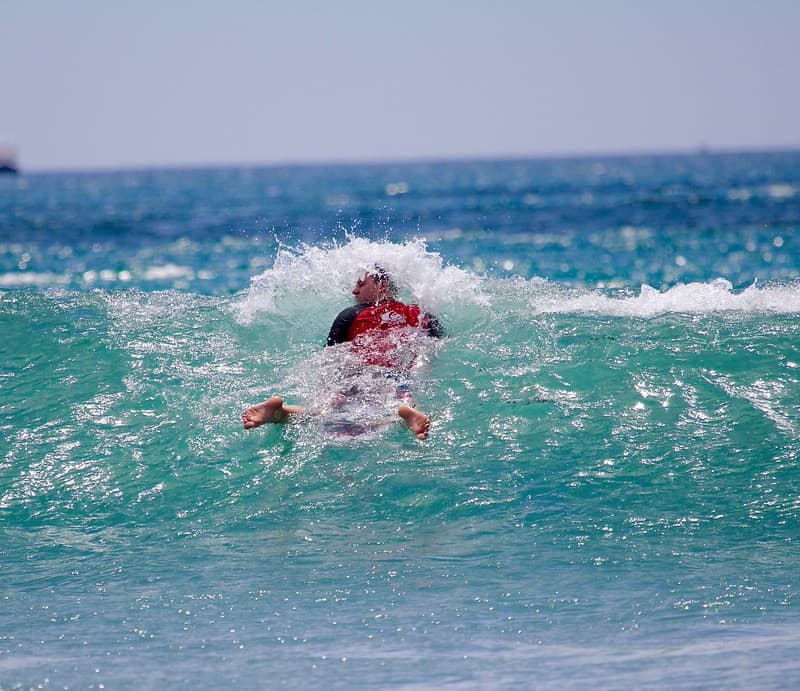The world is your ocean,clear surfing..