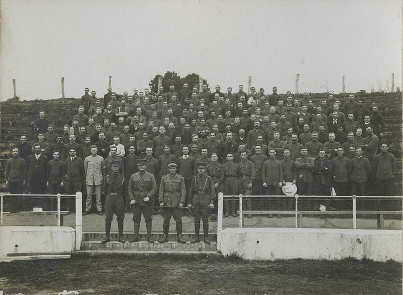 18th Battery, Field Artillery Enlistment, Mitcham, Victoria - 1915