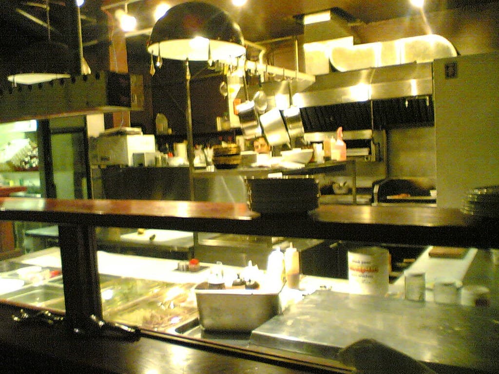 Wed17Nov2004 Tamarind Bistro - Remodelled Kitchen