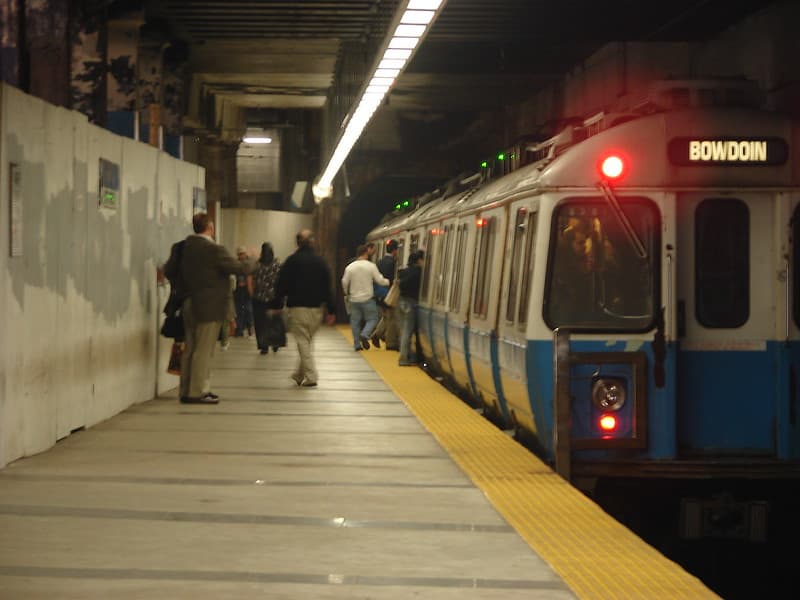 MBTA Blue Line Old Cars, Maverick Station