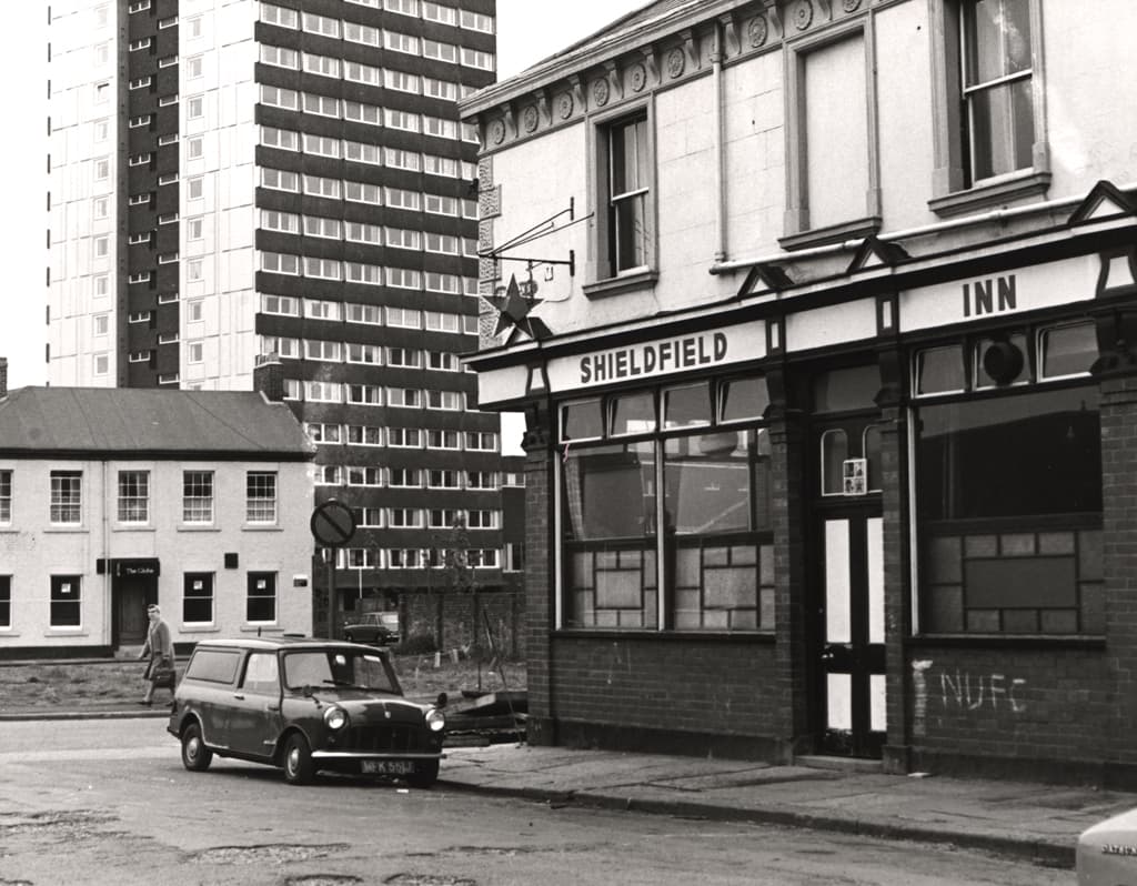 022548:Shieldfield Inn Shieldfield City Engineers 1974