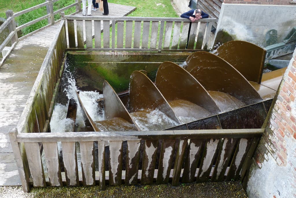 Mapledurham hydro turbine (3)