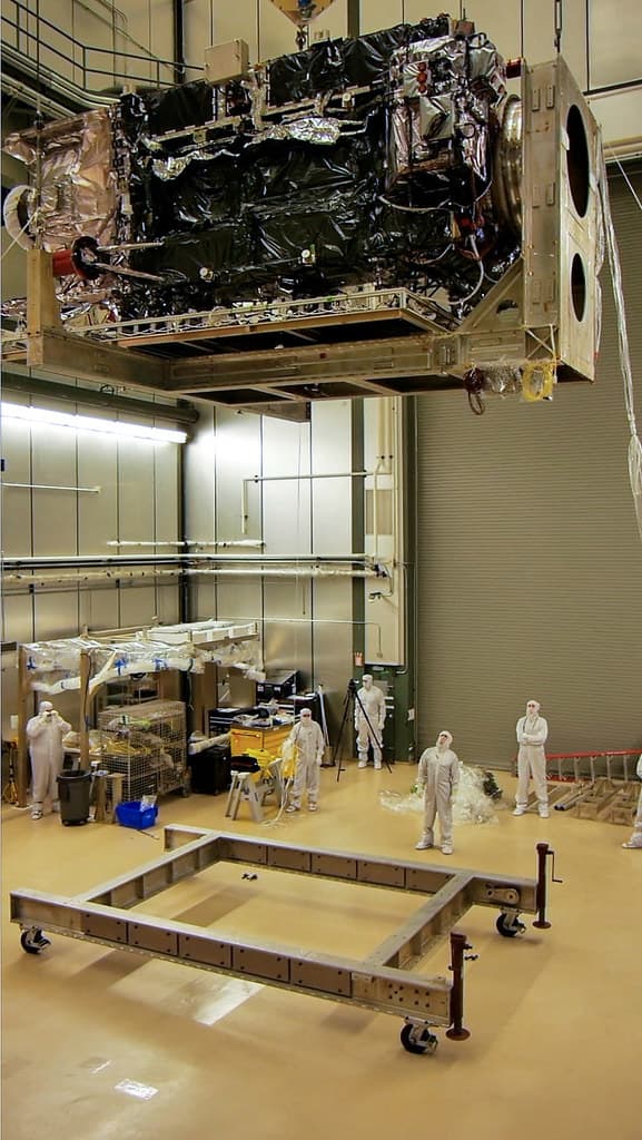 GOES-R Satellite Returned to Clean Room after Thermal Vacuum Testing