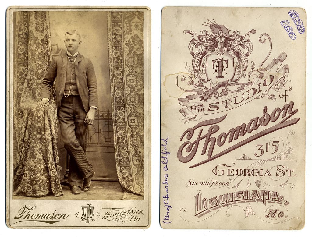 Anitque, cabinet, card