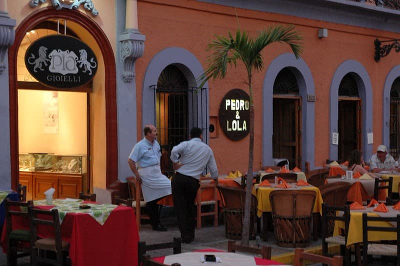 Business, businessmenchatting, centrohistorico