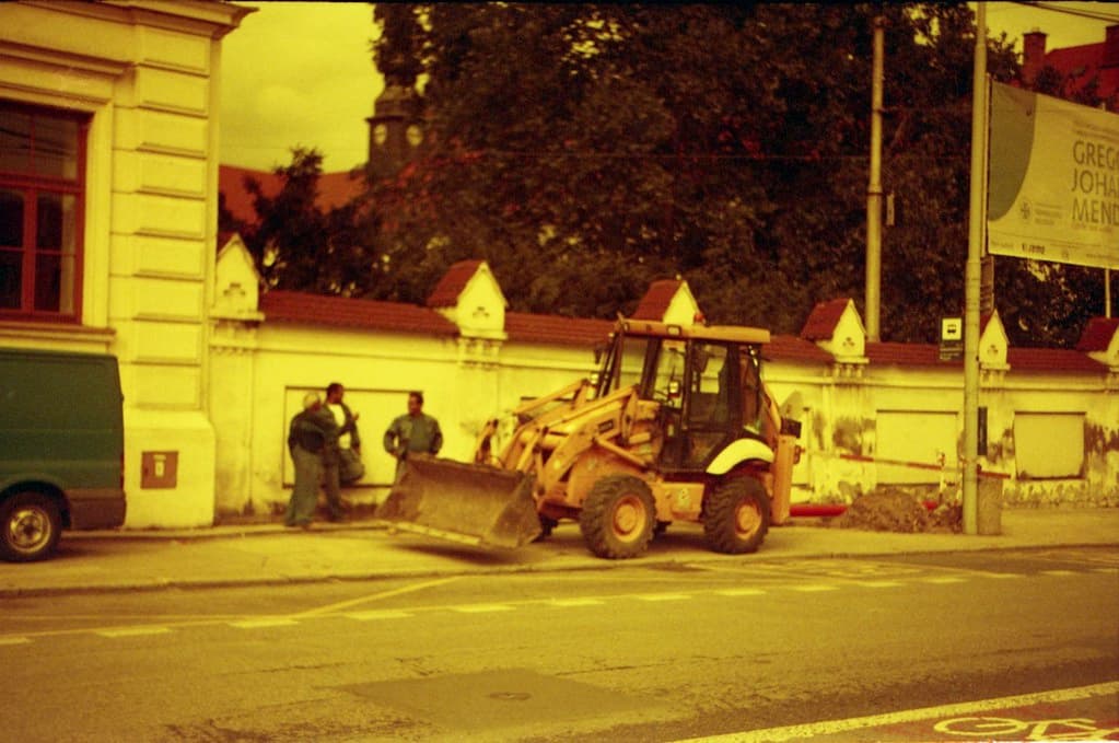 Kiev 4 - Redscale - New Scan - Workers with Machinery