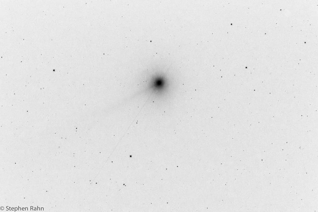 Comet Lovejoy (C/2014 Q2) - Inverted version with satellite