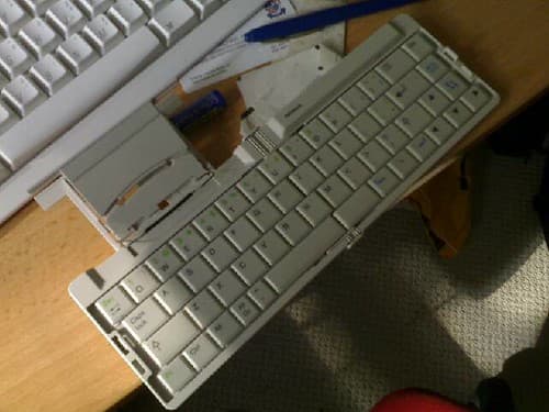 Nokia Wireless Keyboard SU-8W 1st N91 pics