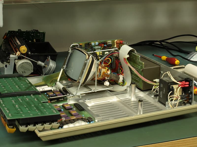 HP85 Computer Teardown