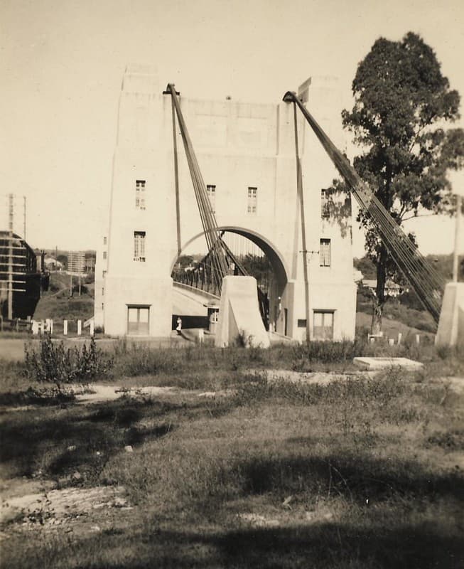 Aussiemobs, bridge, brisbaneriver