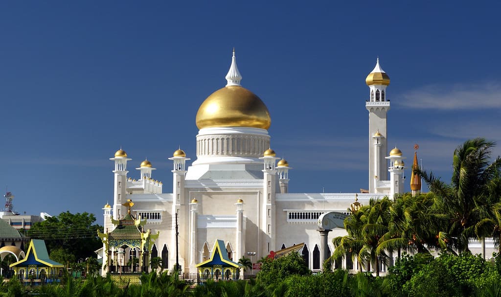 Sultan Omar Ali Saifuddien Mosque