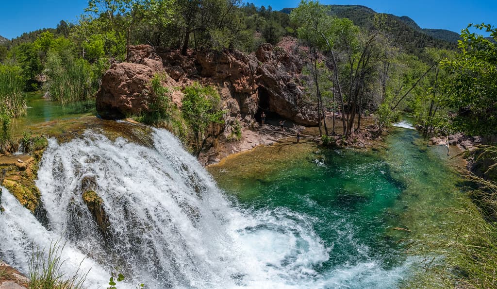 Waterfall Trail on Fossil Creek