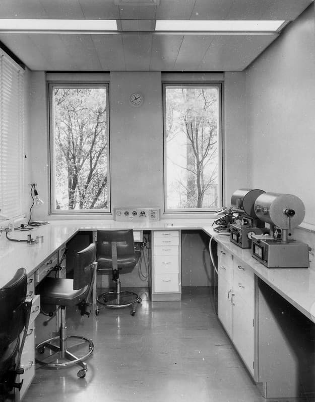 Ceramics laboratory, third floor, Dental College, Brisbane