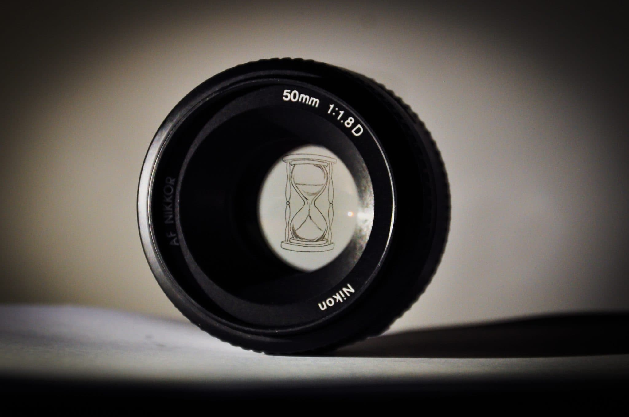 Camera, hourglass, lens